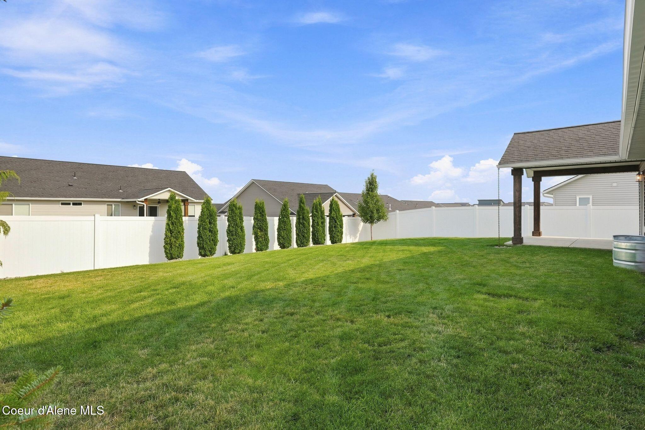 12757 N Krauss CIR
