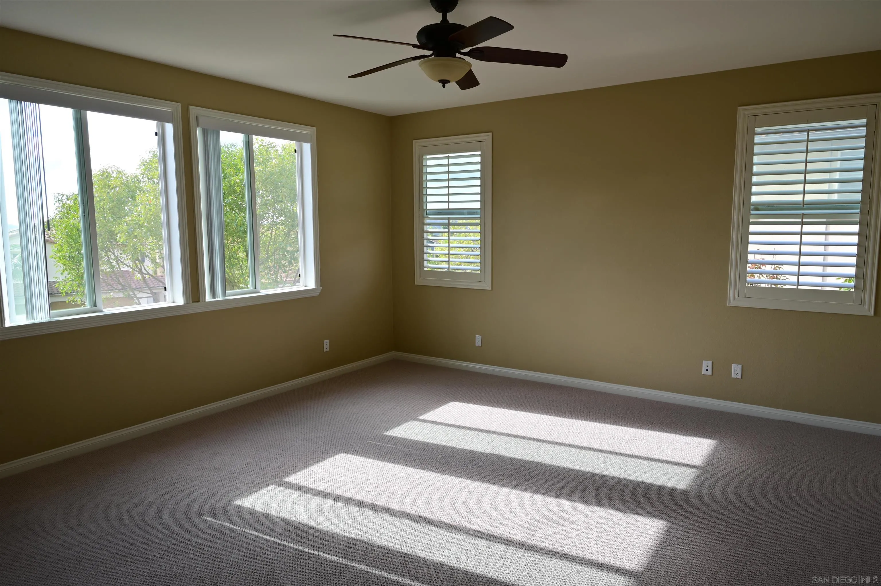 1167 Vista Pointe Blvd