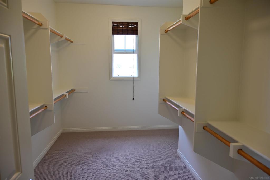 1167 Vista Pointe Blvd