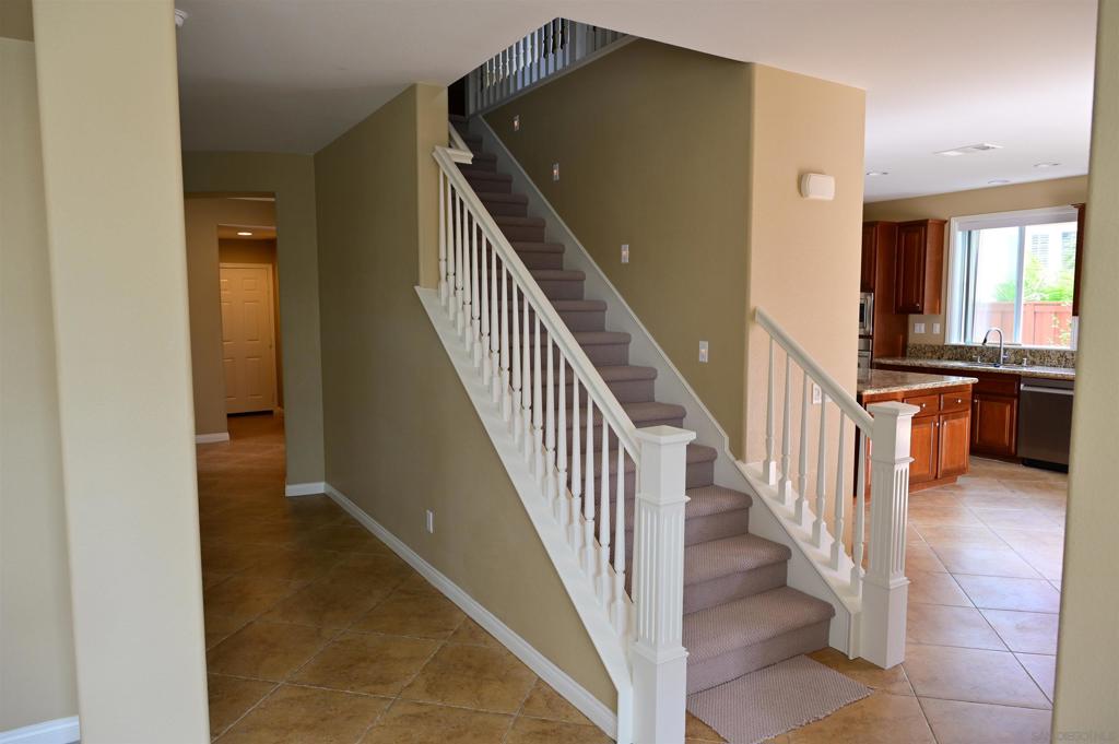 1167 Vista Pointe Blvd