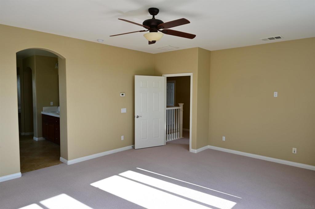 1167 Vista Pointe Blvd