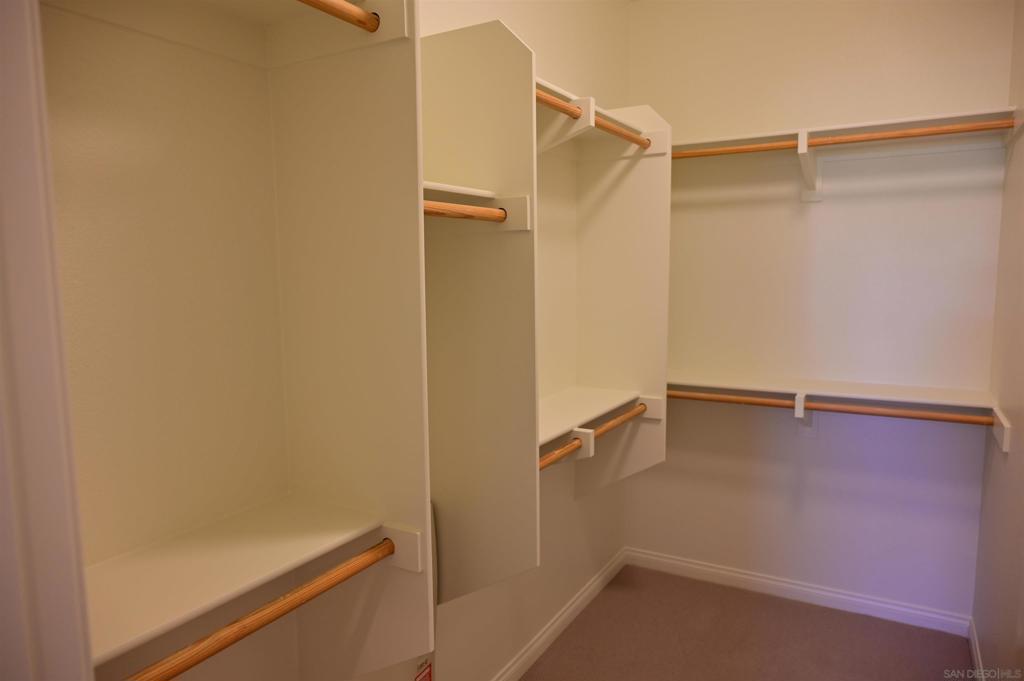 1167 Vista Pointe Blvd