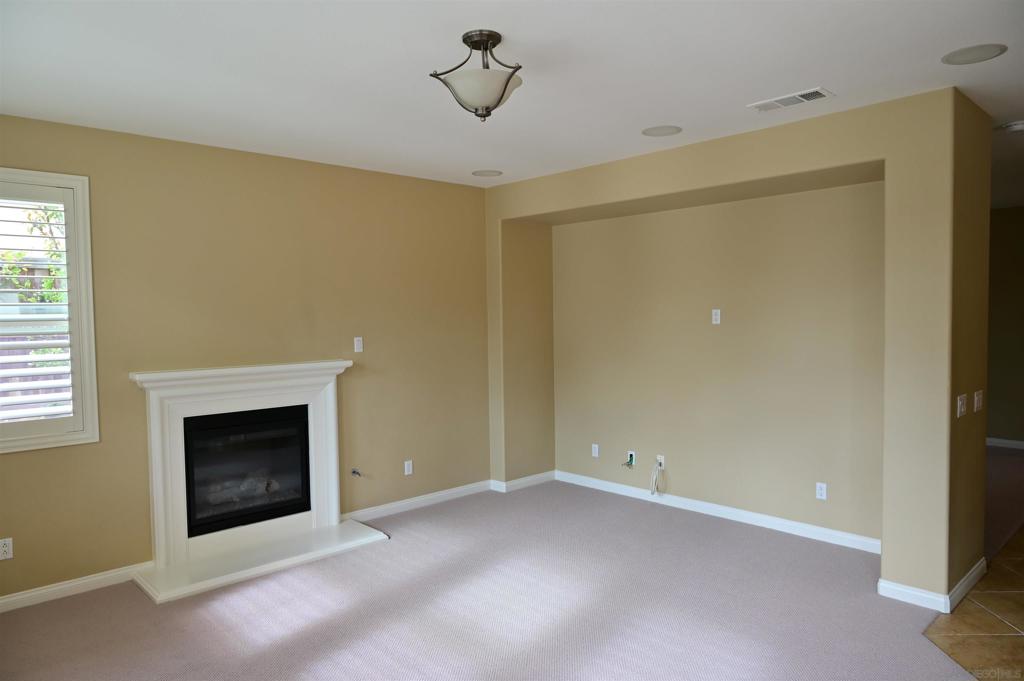 1167 Vista Pointe Blvd