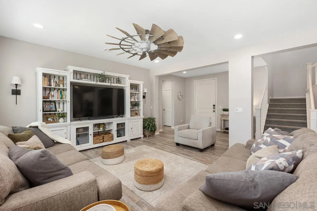 31688 Calle De Las Estrellas