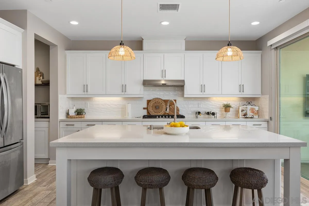 31688 Calle De Las Estrellas