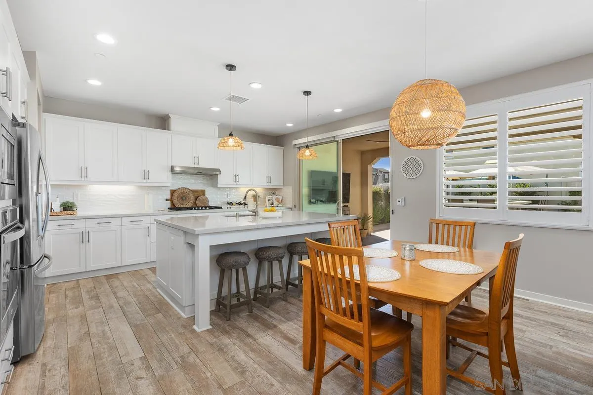 31688 Calle De Las Estrellas