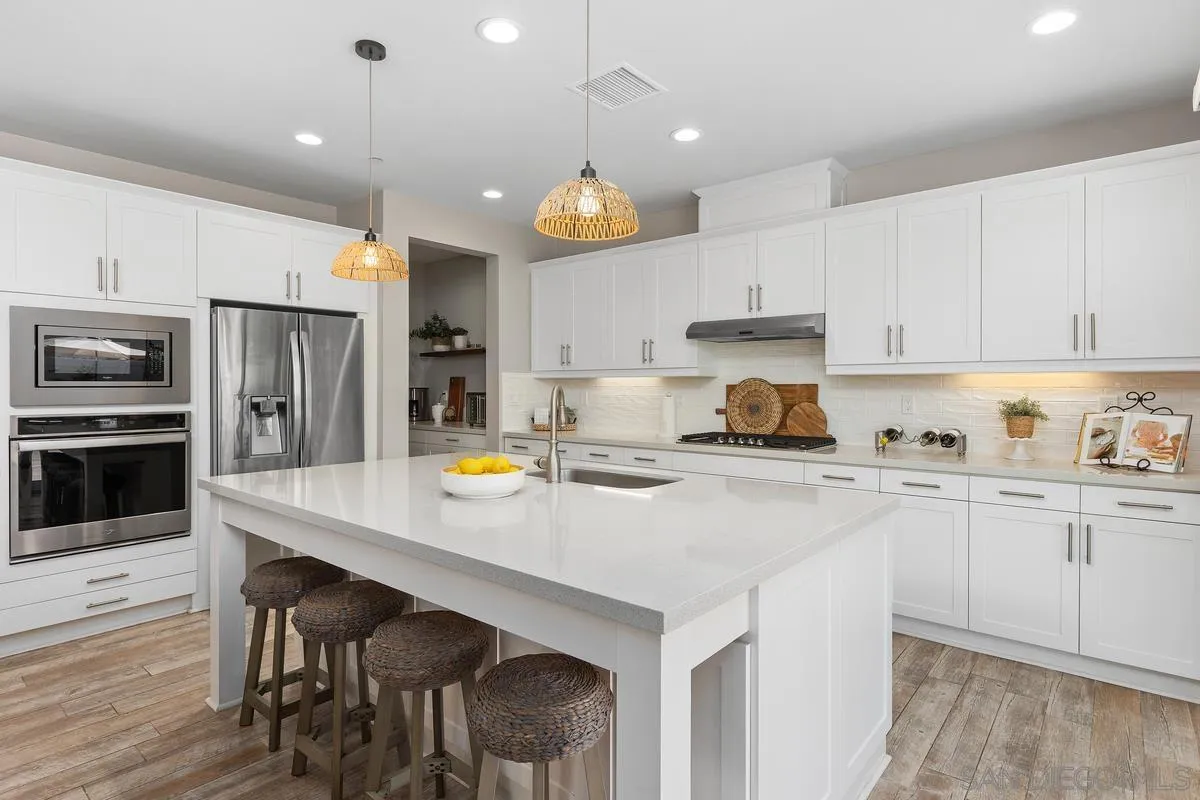 31688 Calle De Las Estrellas