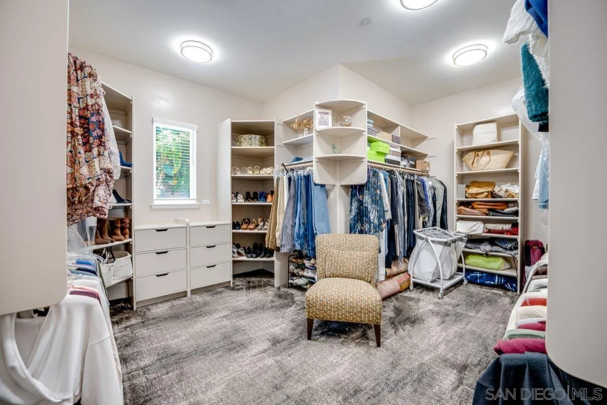 2860 Via Rancheros Way