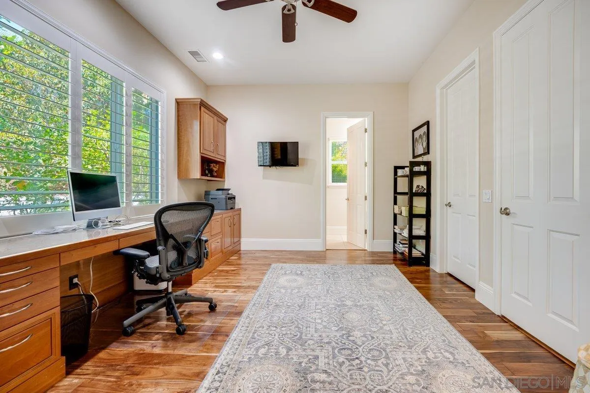 2860 Via Rancheros Way