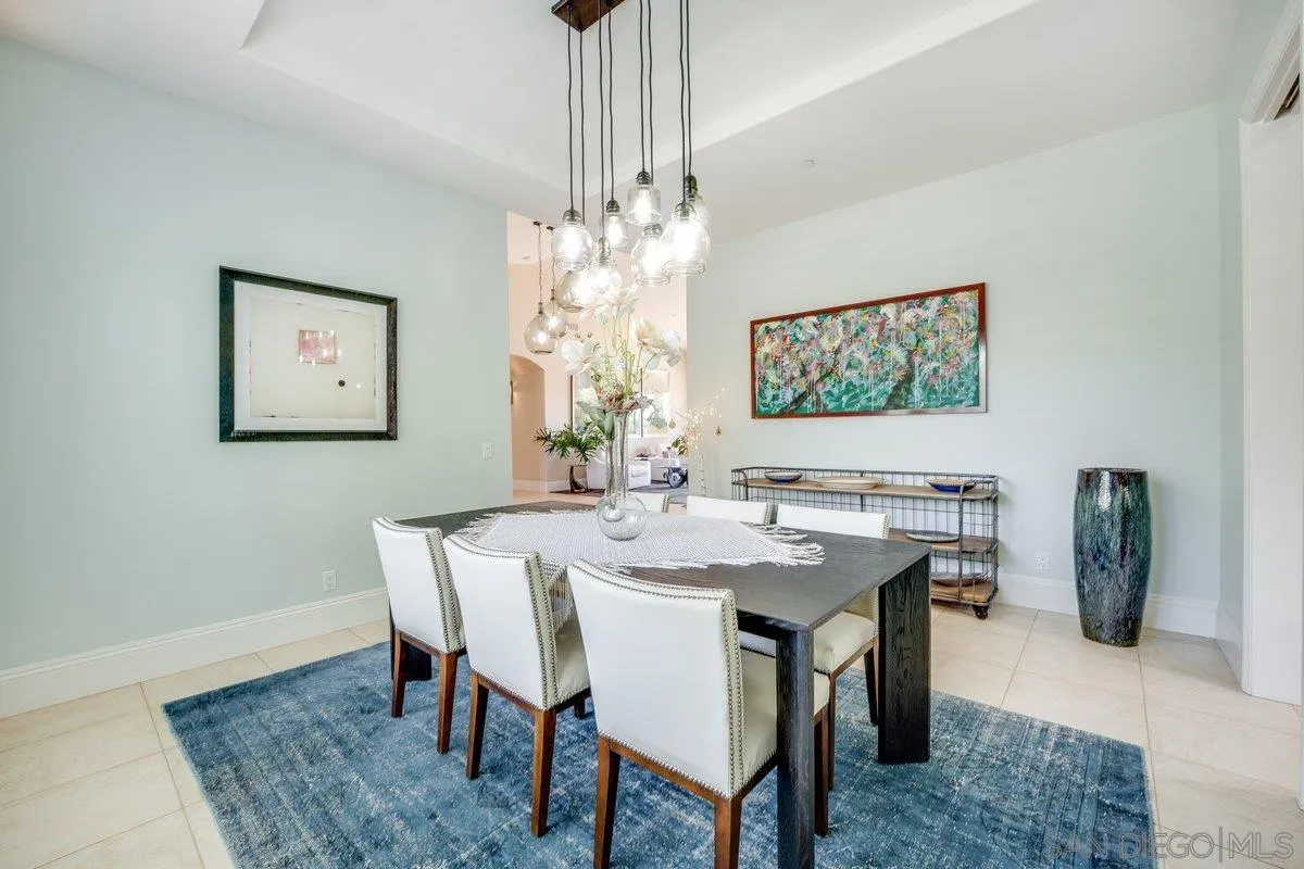 2860 Via Rancheros Way