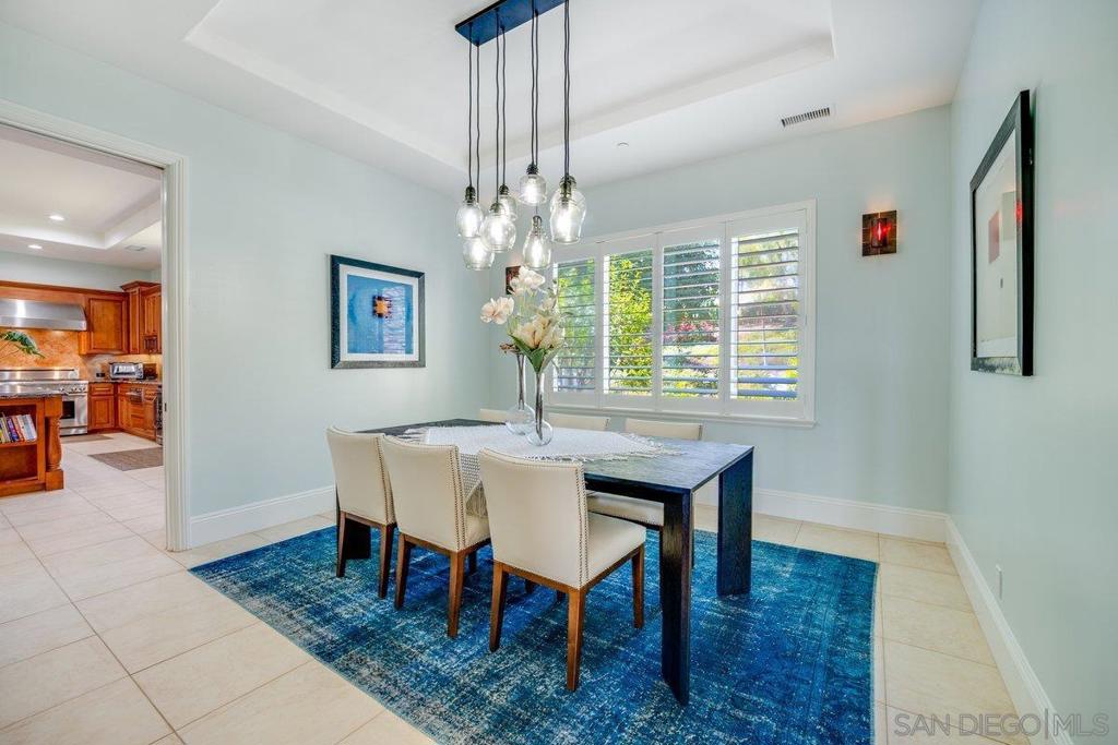 2860 Via Rancheros Way