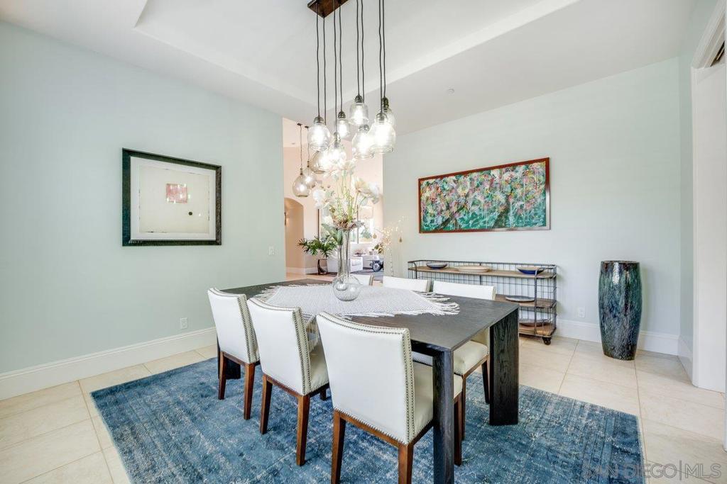 2860 Via Rancheros Way