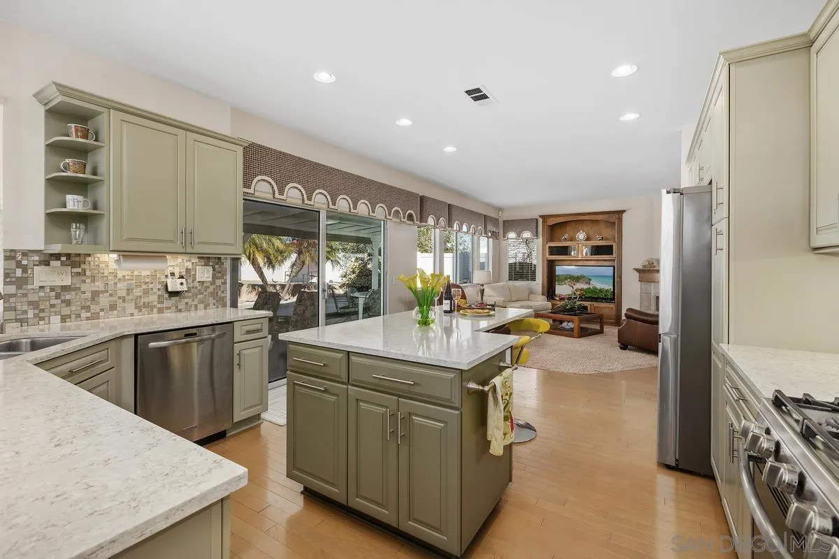 4863 Marblehead Bay Dr