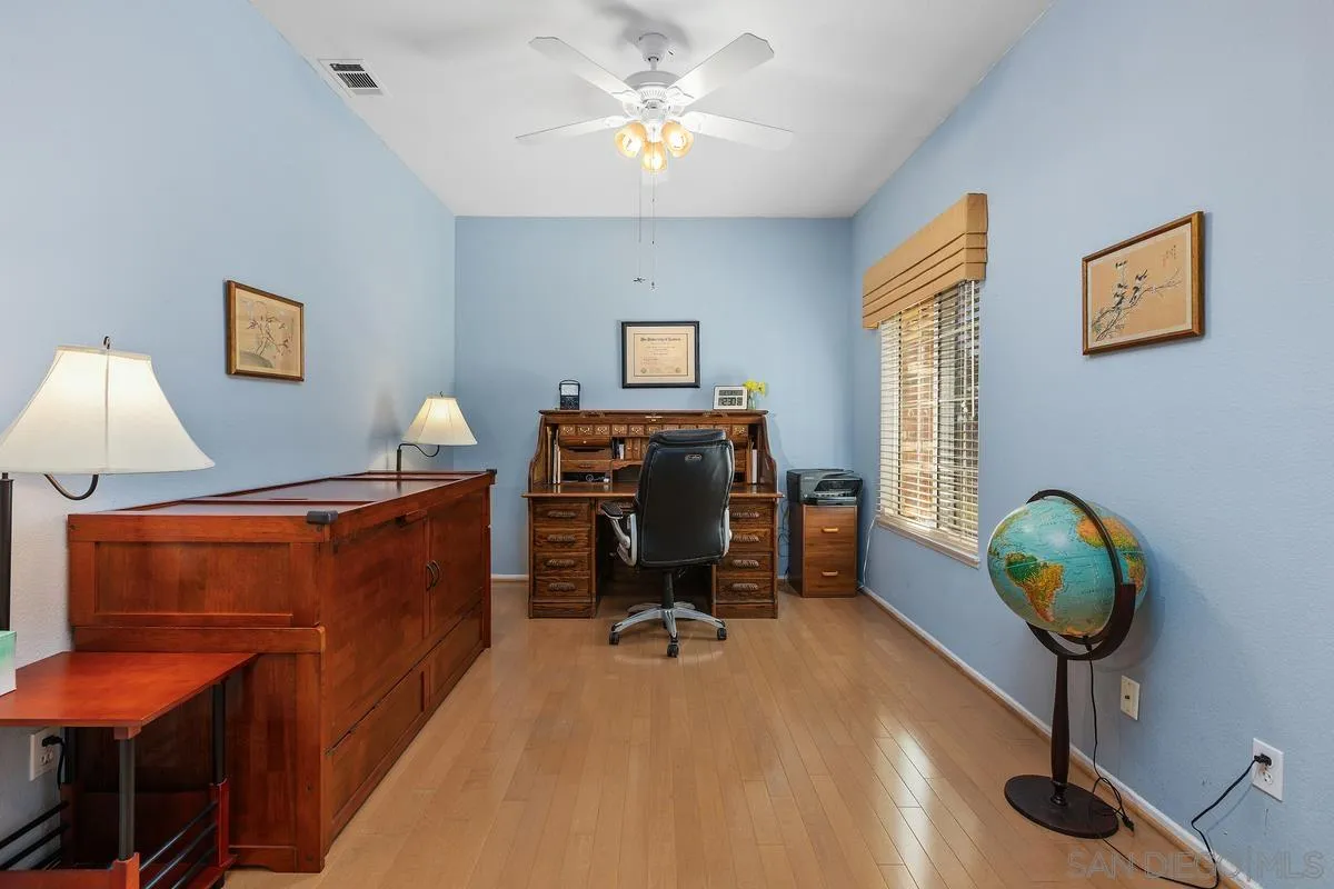 4863 Marblehead Bay Dr