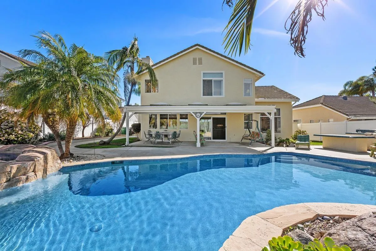 4863 Marblehead Bay Dr