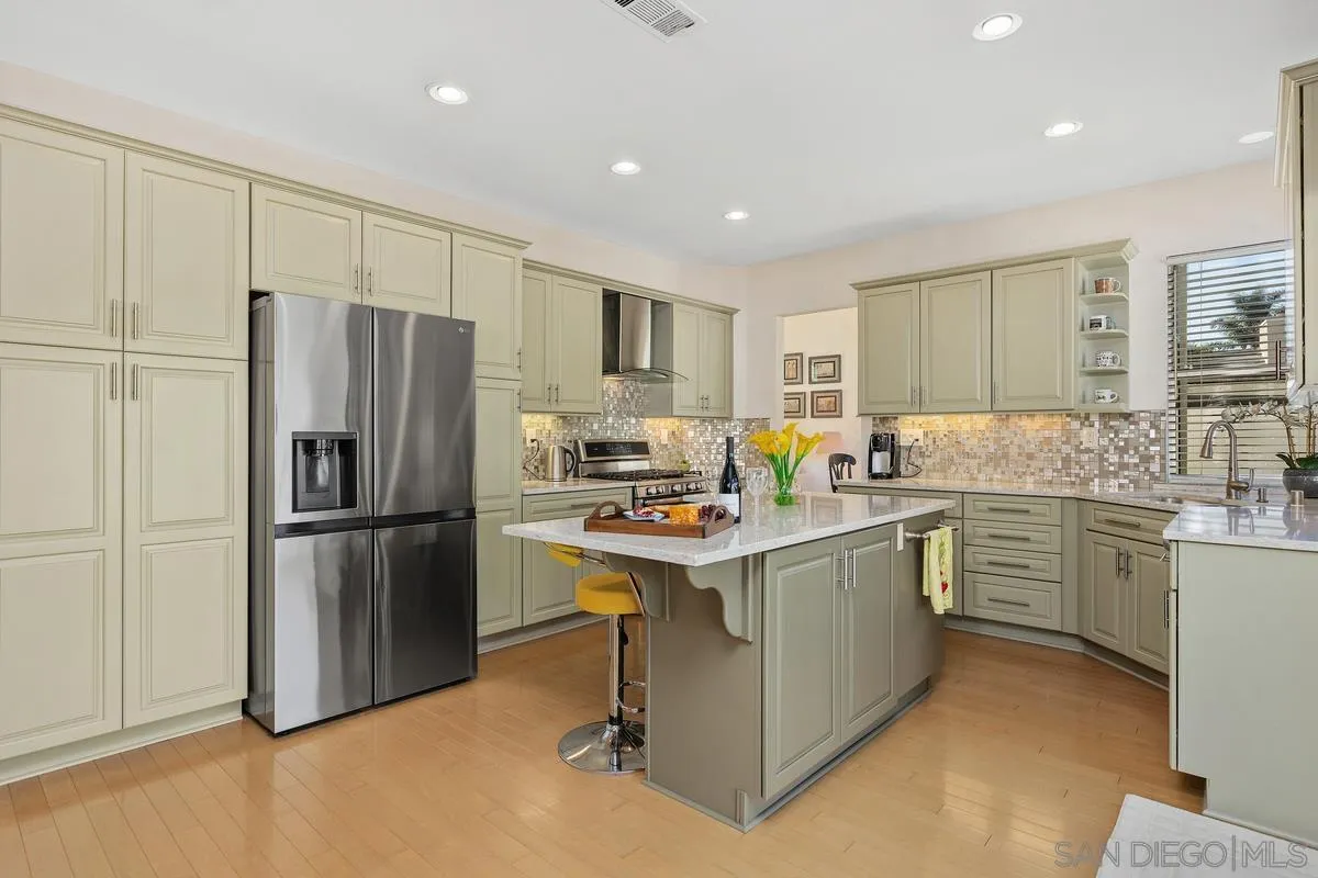 4863 Marblehead Bay Dr