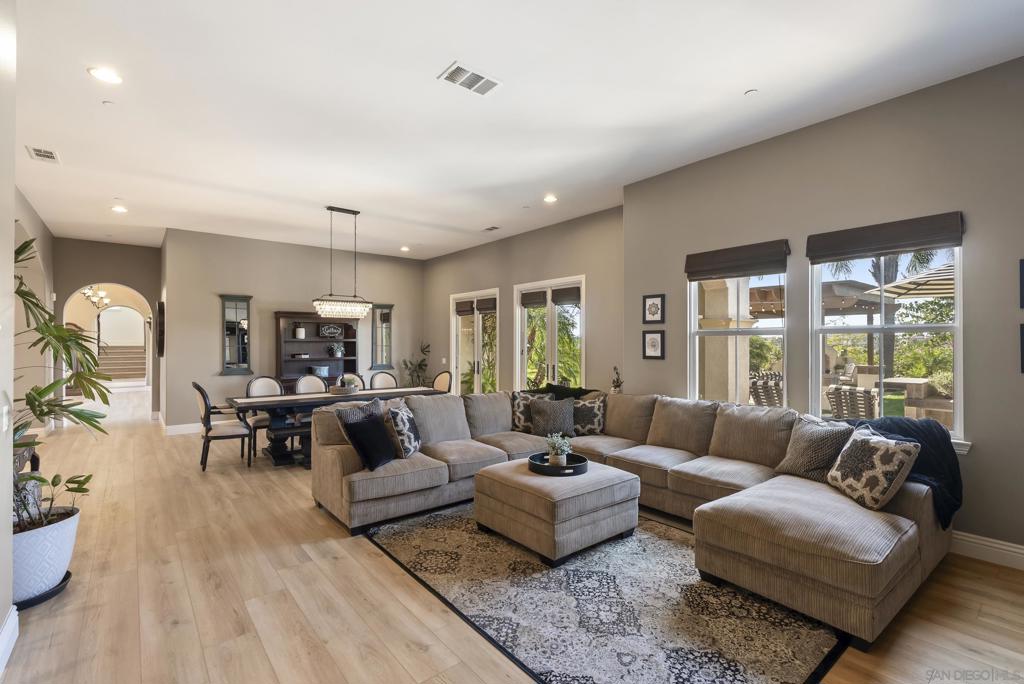 2105 Timneh Court