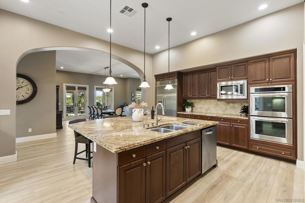 2105 Timneh Court