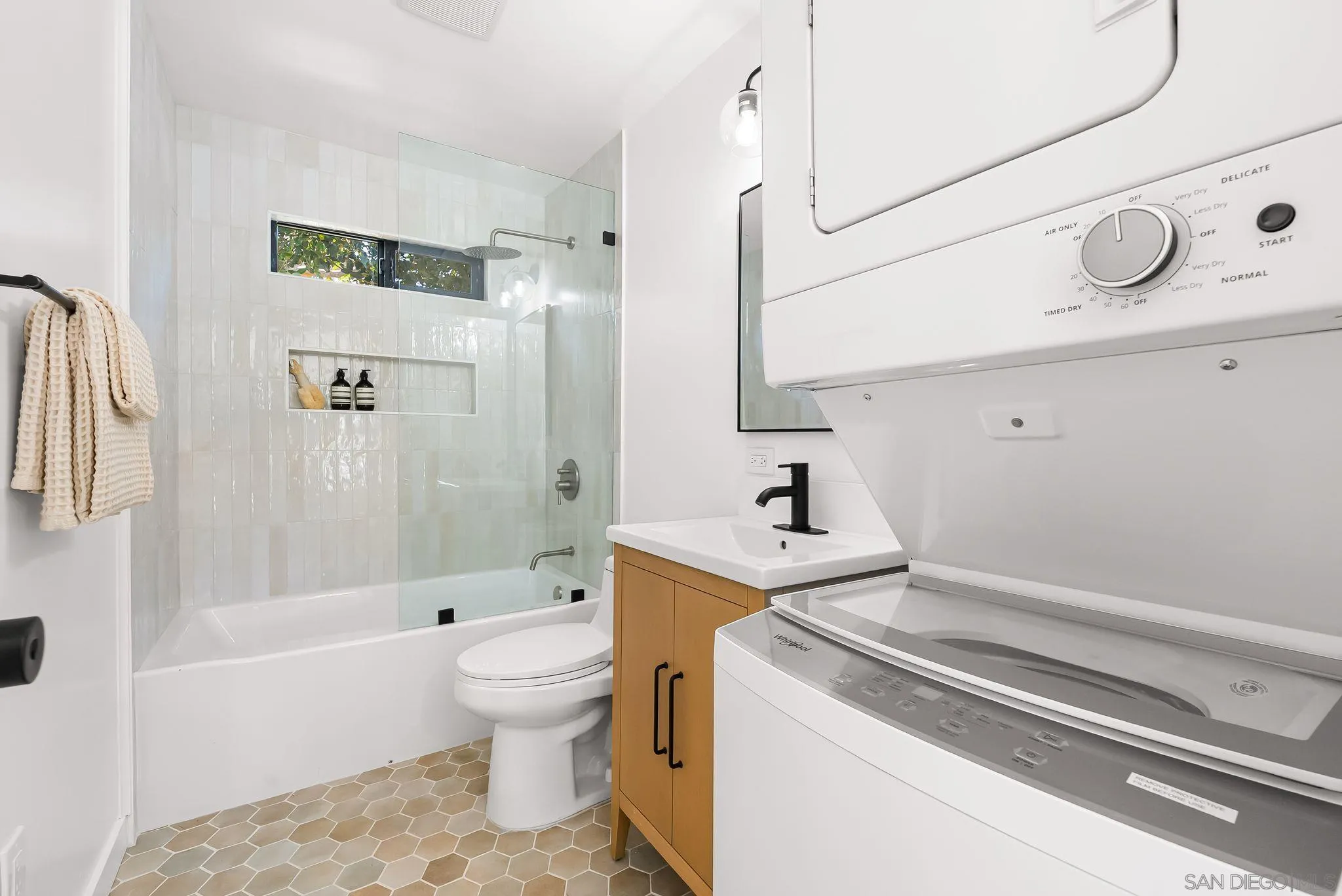 3678 Richmond