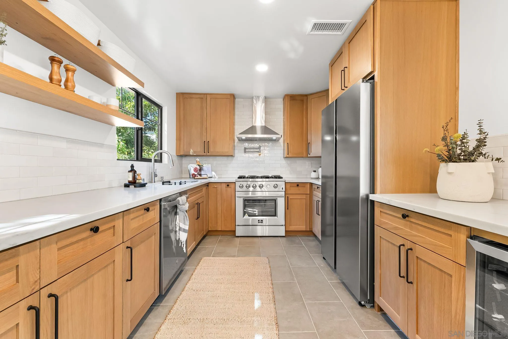 3678 Richmond