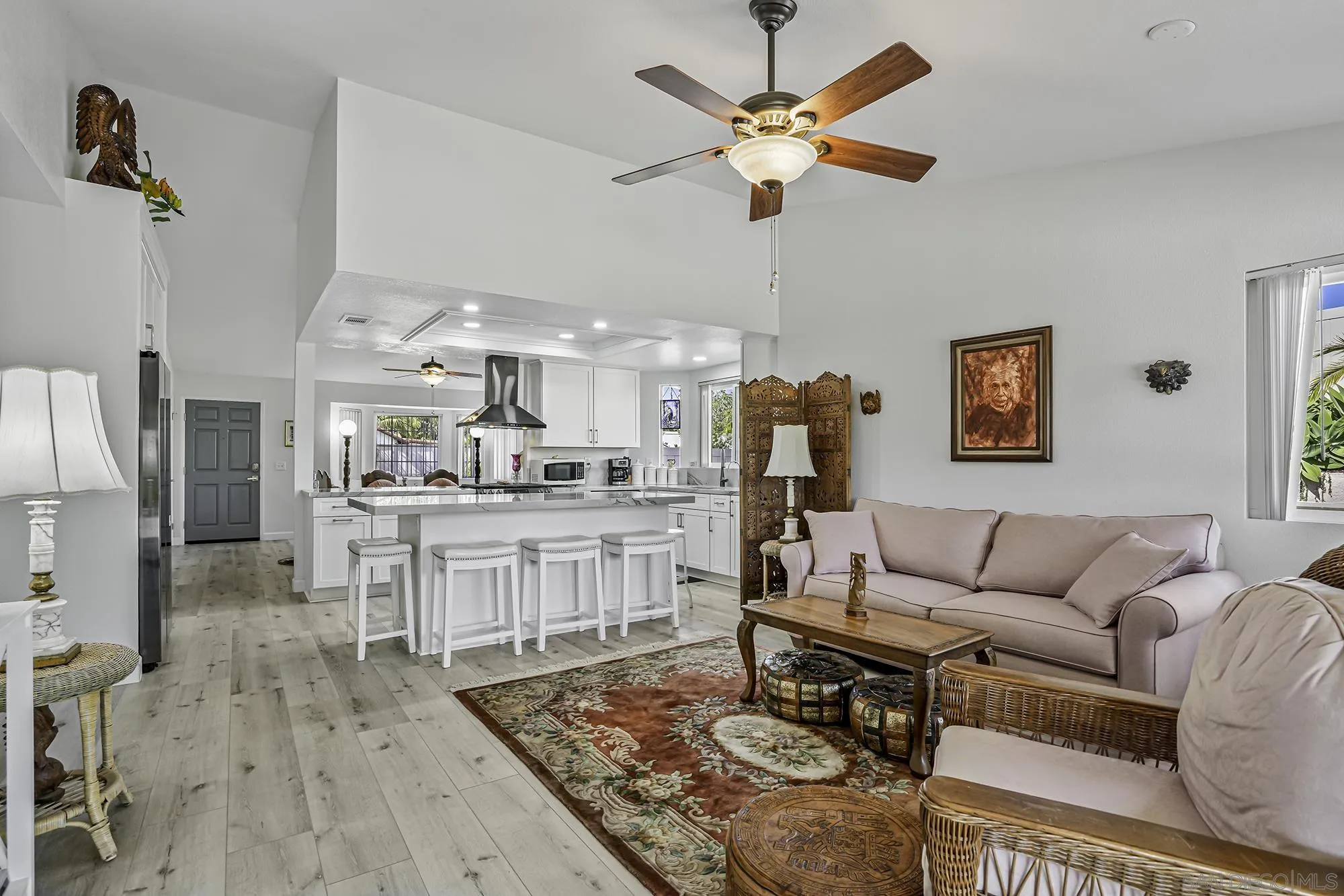 5241 Alamosa Park Dr