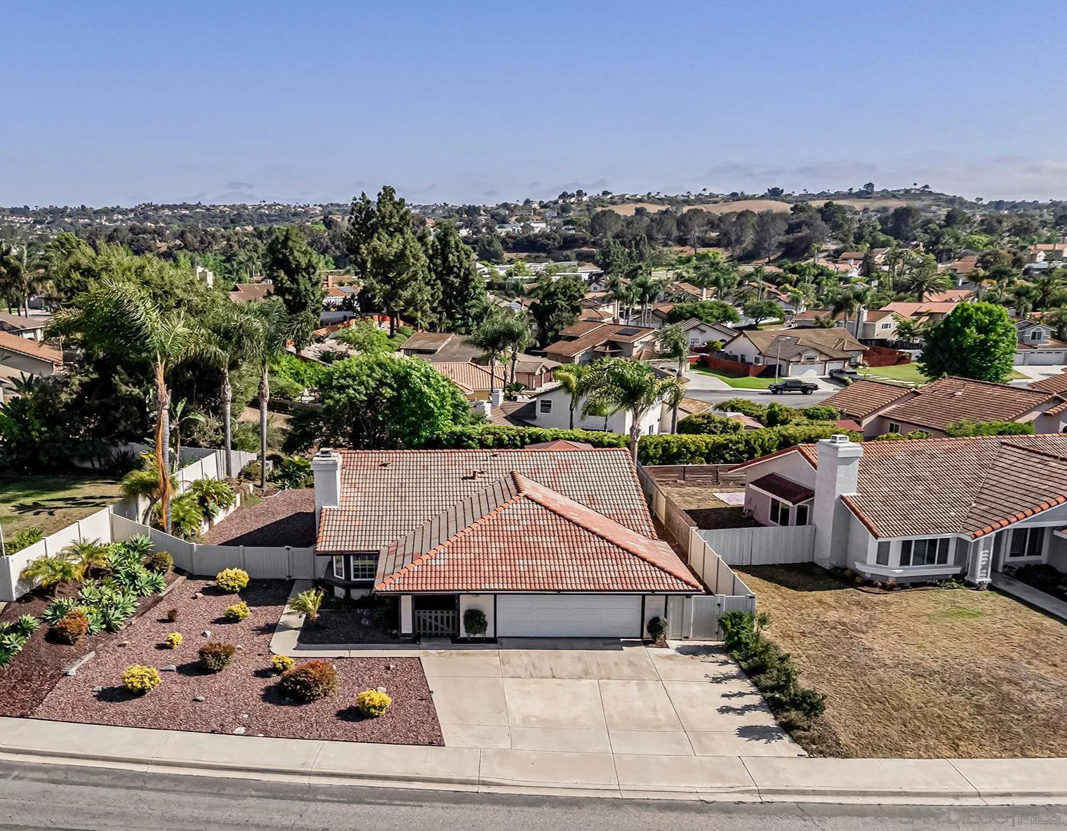 5241 Alamosa Park Dr