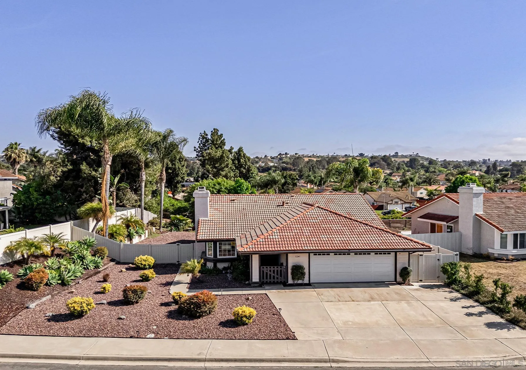 5241 Alamosa Park Dr