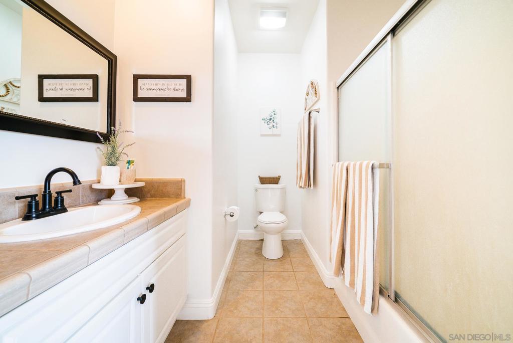5104 Olive Hill Trl