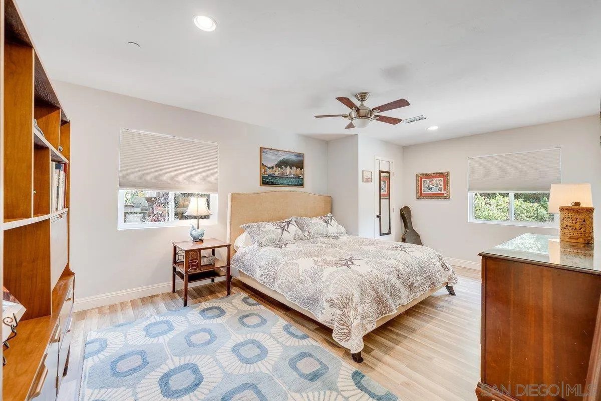 460 Rancho Camino