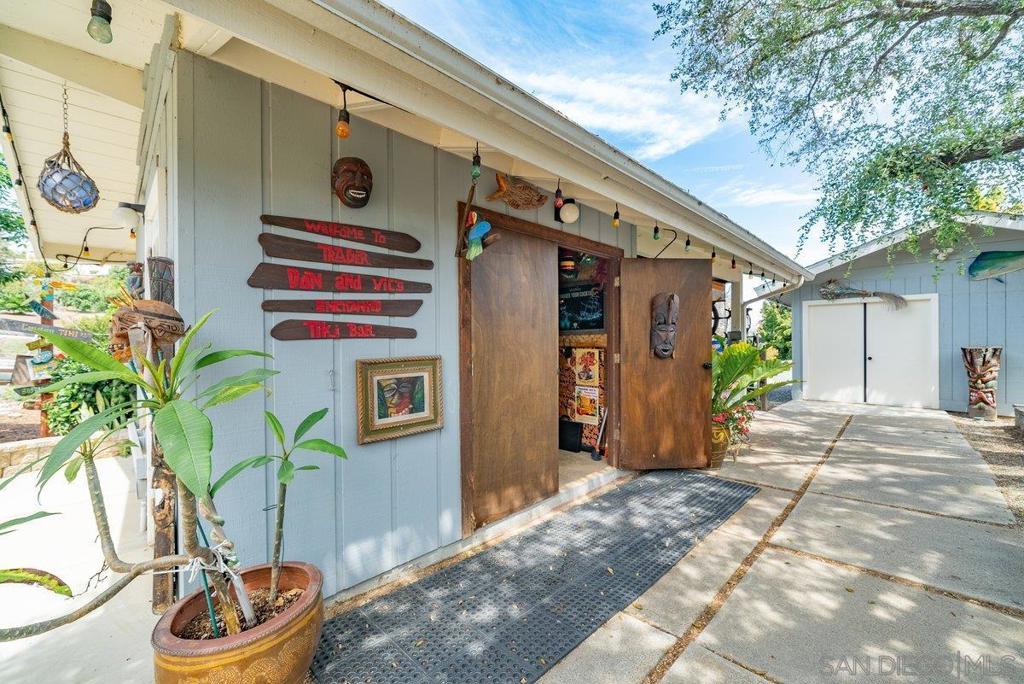 460 Rancho Camino