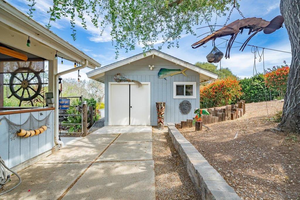 460 Rancho Camino