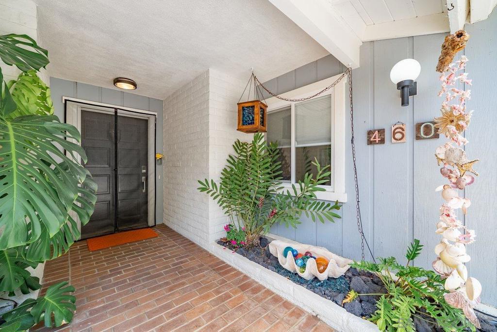 460 Rancho Camino