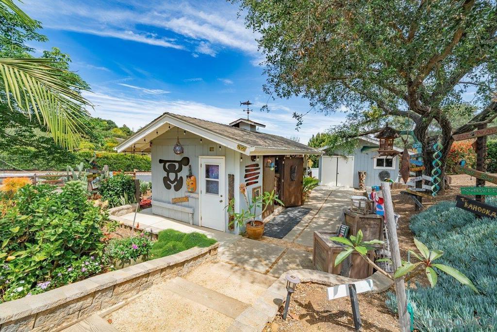 460 Rancho Camino