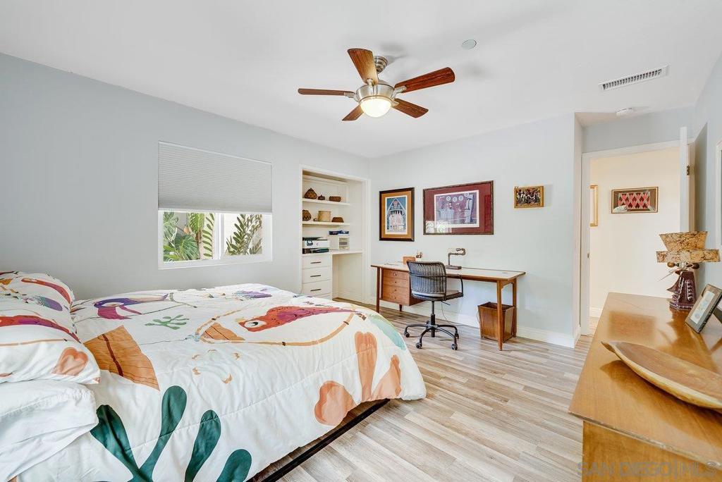 460 Rancho Camino