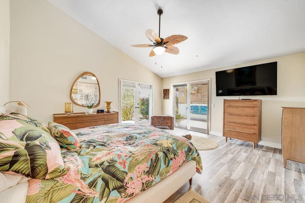 460 Rancho Camino