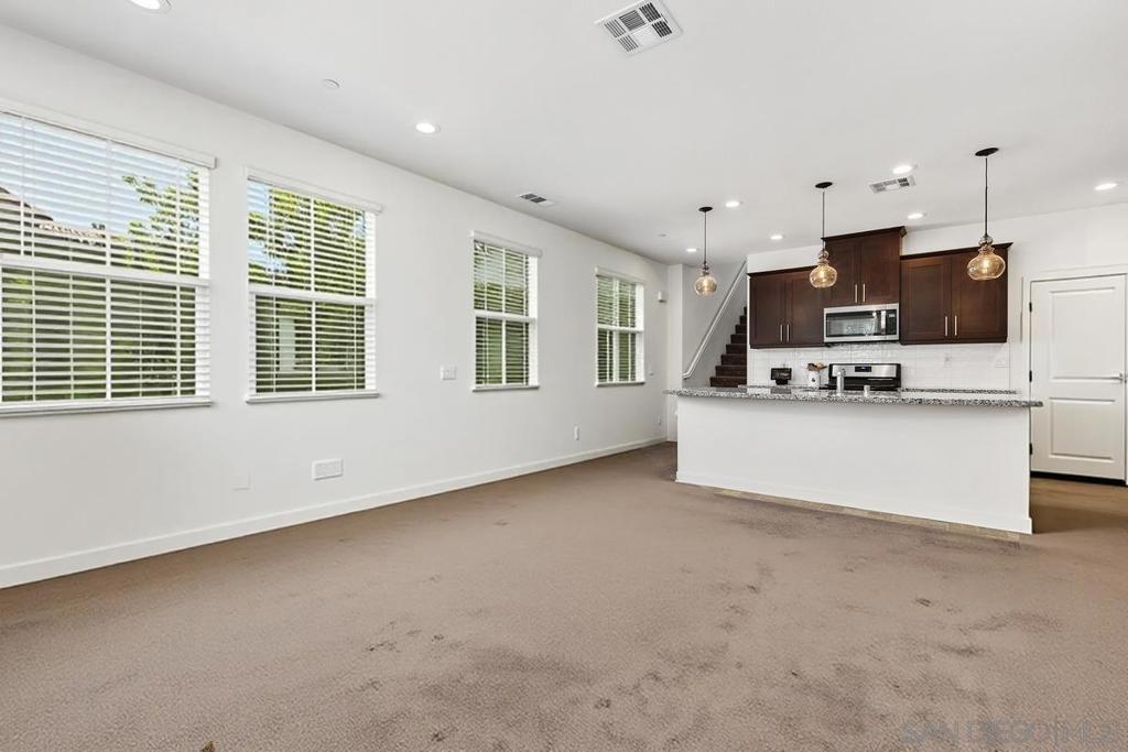 4134 Vela Way