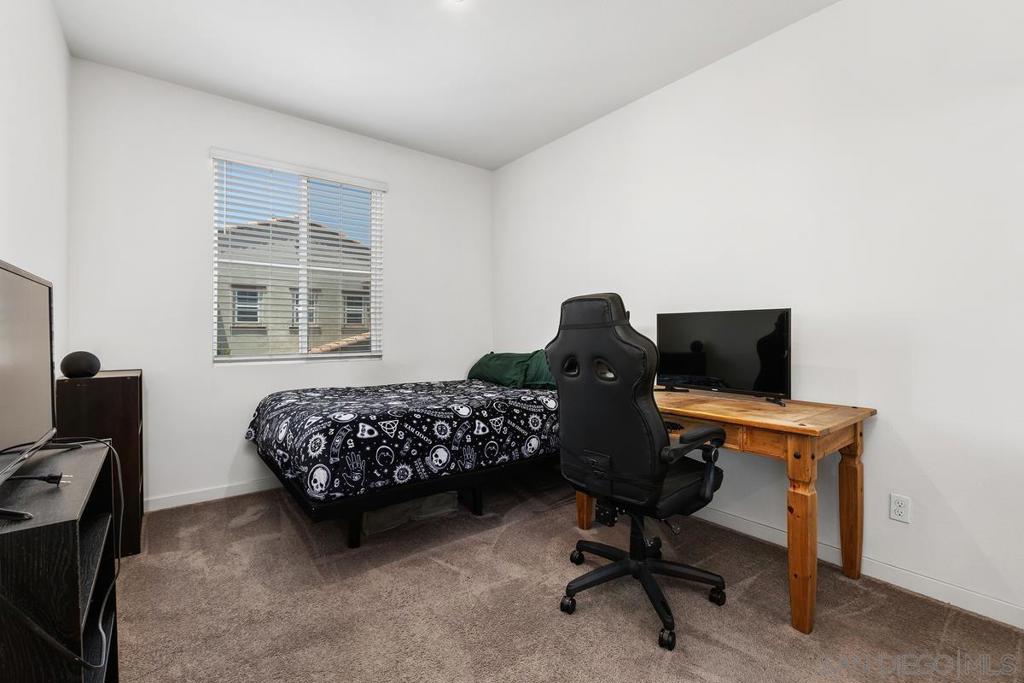 4134 Vela Way