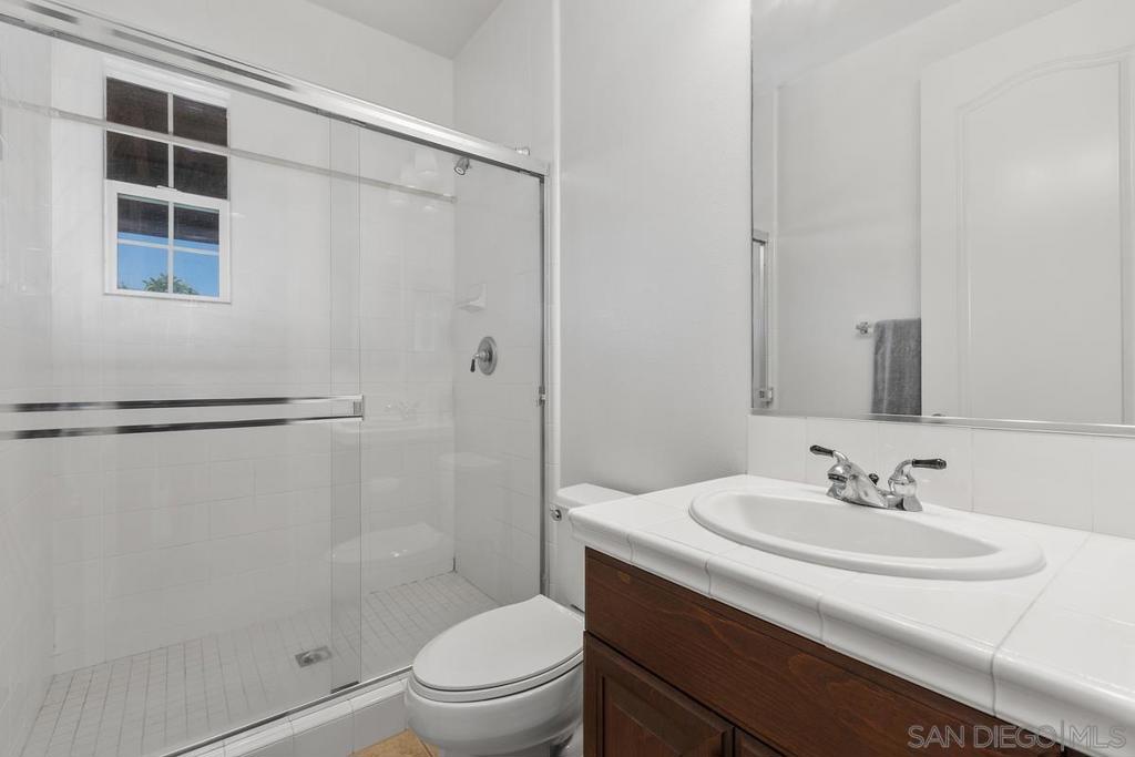 2555 Arundel