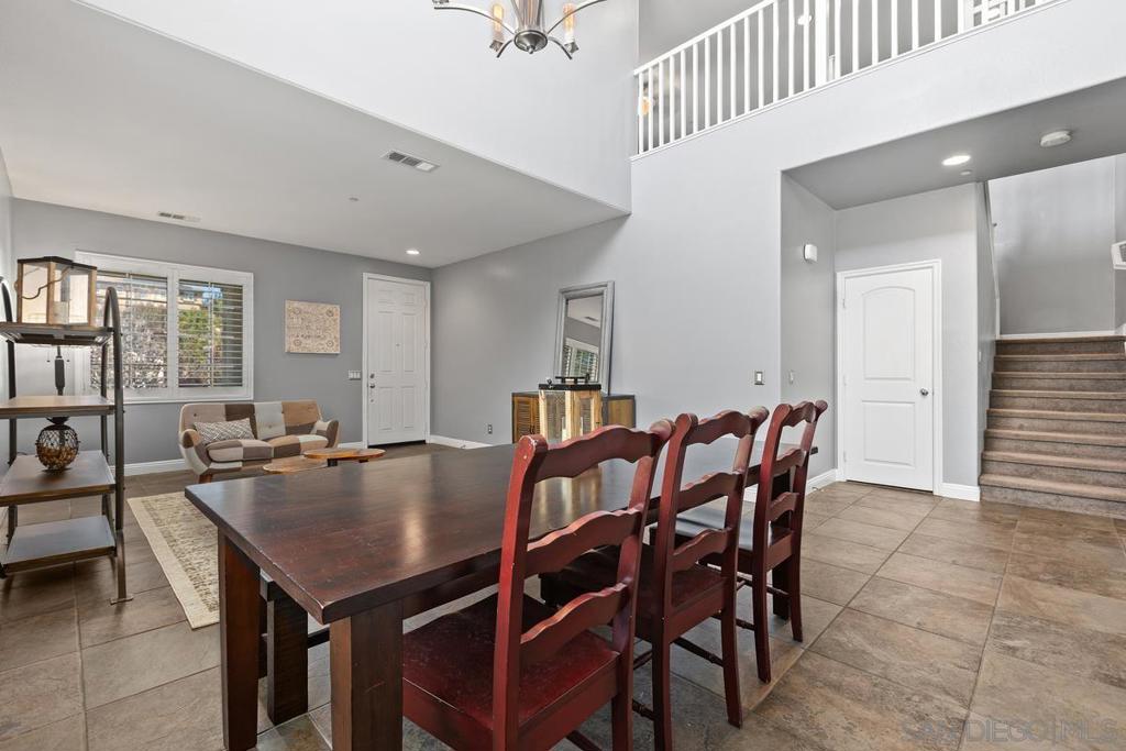 1018 Bellingham Dr