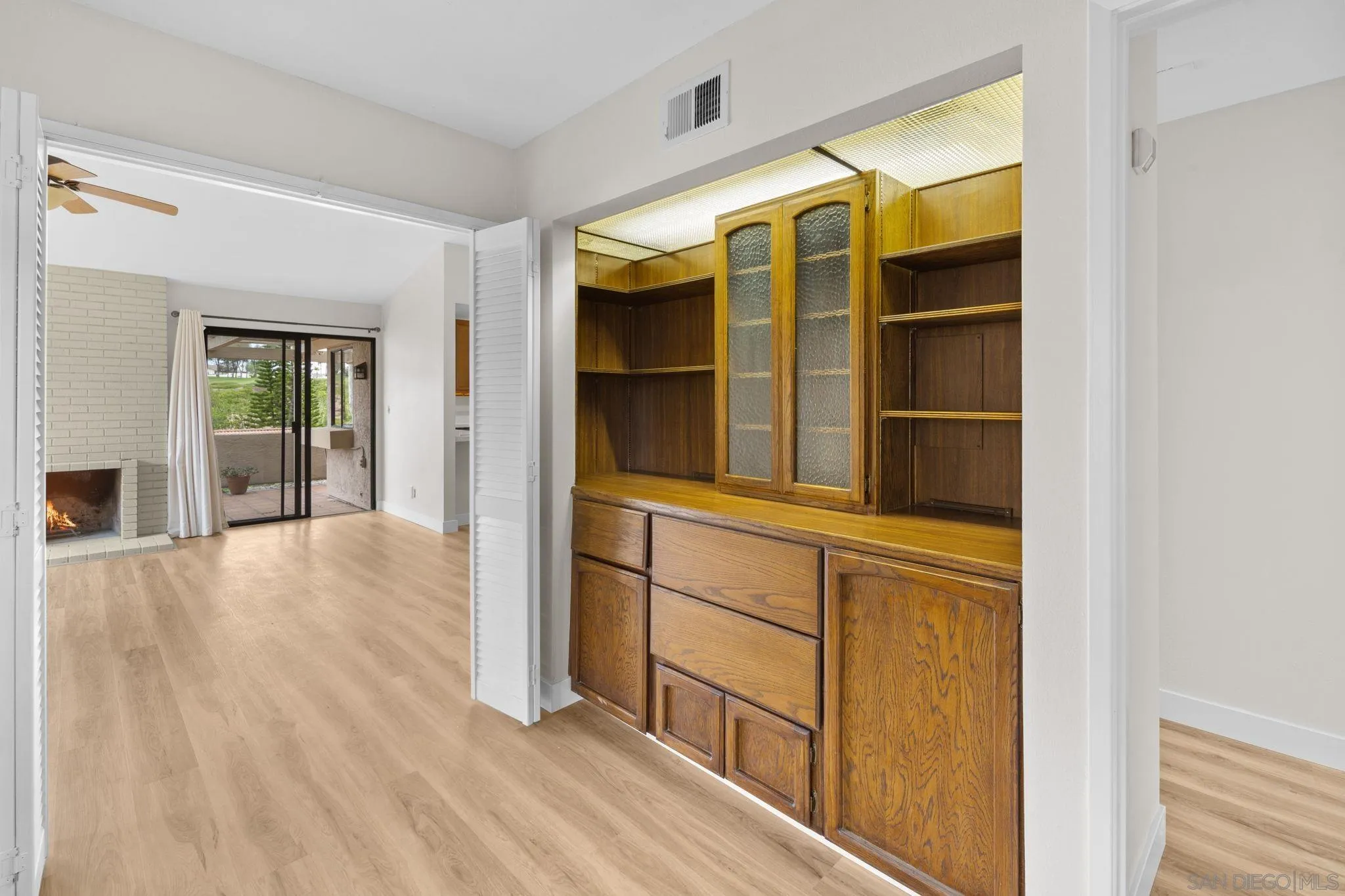 12884 Camino De La Breccia