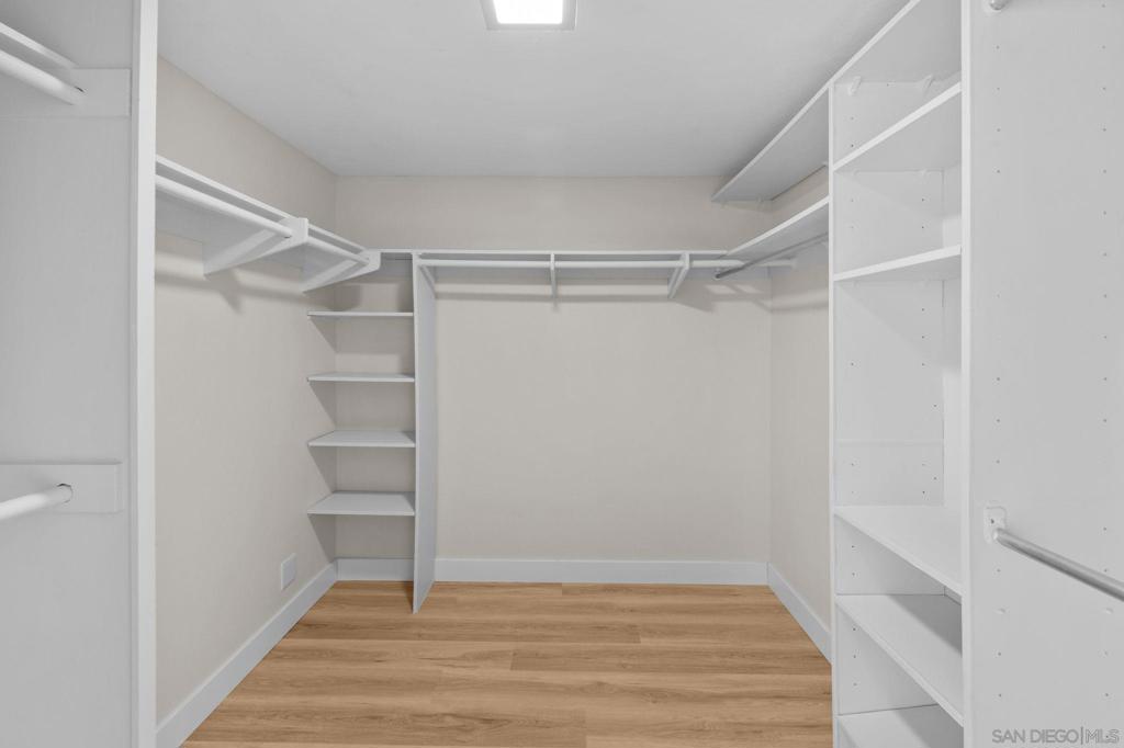 12884 CAMINO DE LA BRECCIA