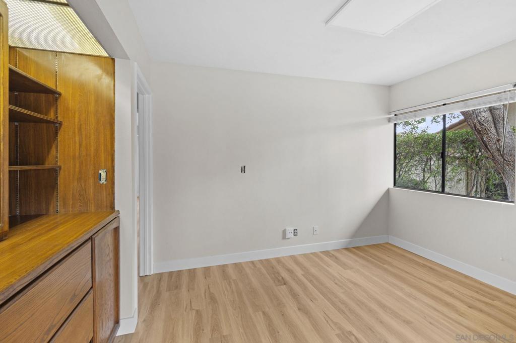 12884 CAMINO DE LA BRECCIA