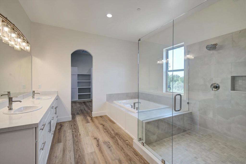 5808 Lake Vista Dr.