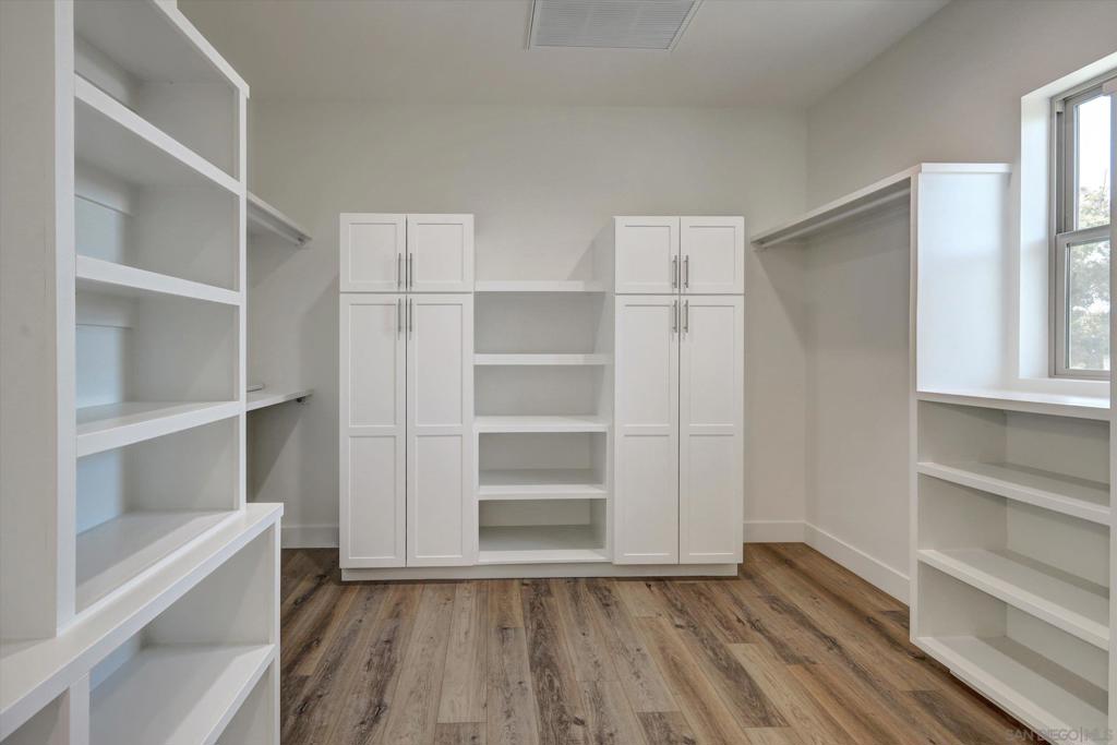 5808 Lake Vista Dr.
