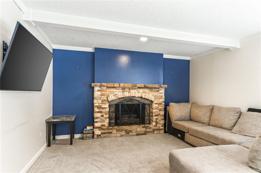 8216 NW Delta Drive