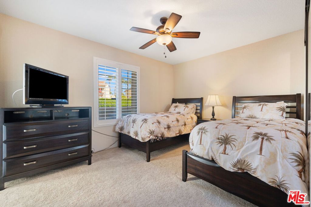 2001 E Camino Parocela K79