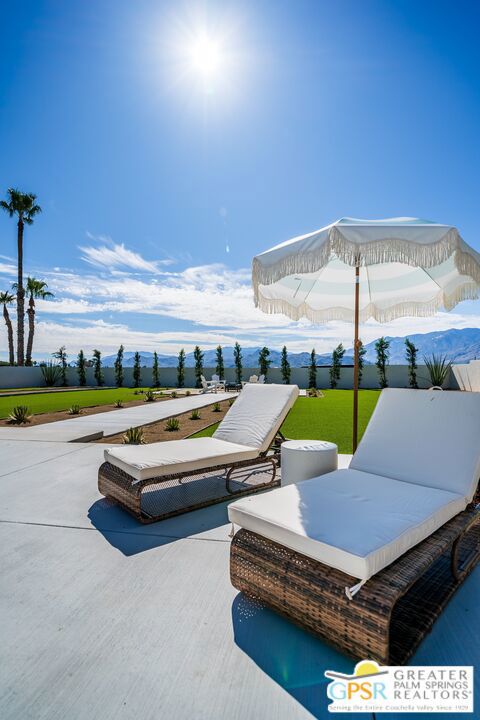 3111 E San Juan Road