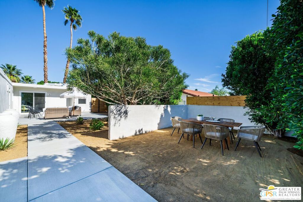 3111 E San Juan Road