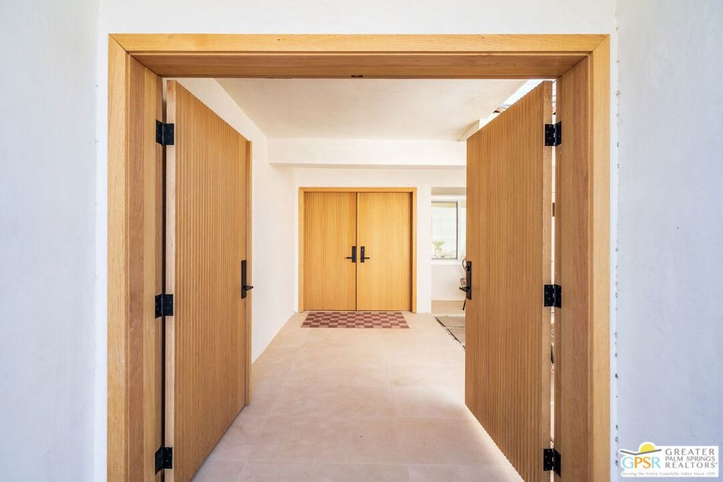 3111 E San Juan Road