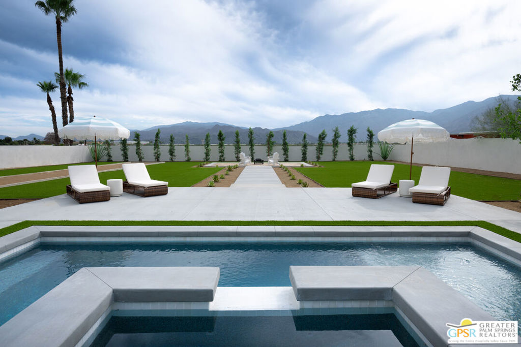 3111 E San Juan Road